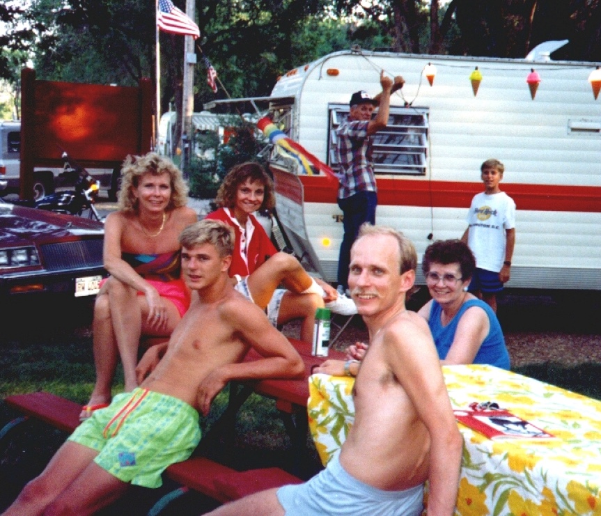 1990-07-camping.jpg